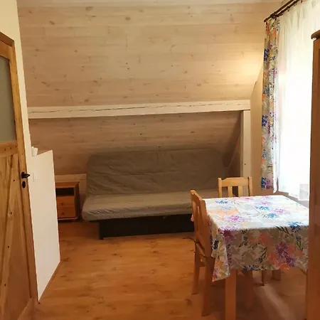 Czarna Jachta - Czesc Domu Na Wylacznosc Kruklanki